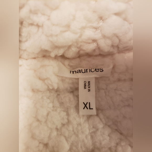 Vest fluffy plaid - Picture 3 of 3